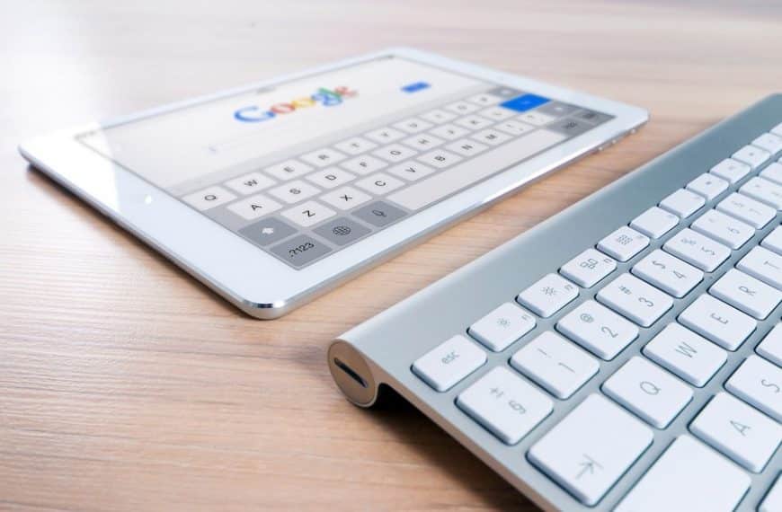 atrybut nofollow - efektywne wykorzystanie atrybutu nofollow w celu podniesienia bezpieczeństwa strony internetowej - słownik pojęć SEO - innveo.pl
